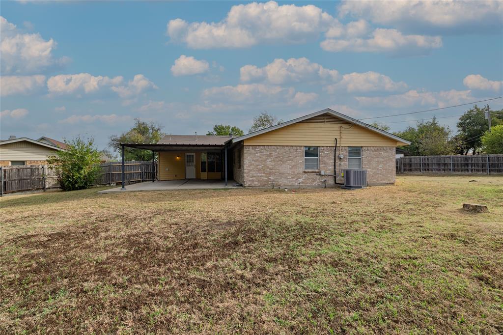 3934 Wind River Court, Irving, TX 75062