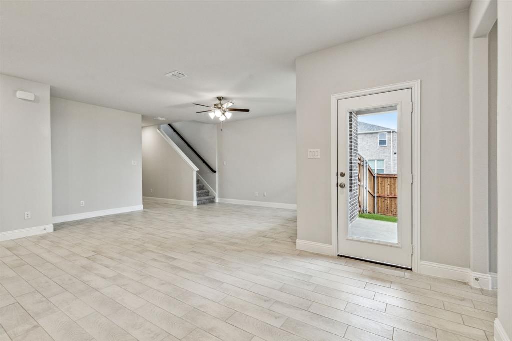 901 Portina Drive, Anna, TX 75409