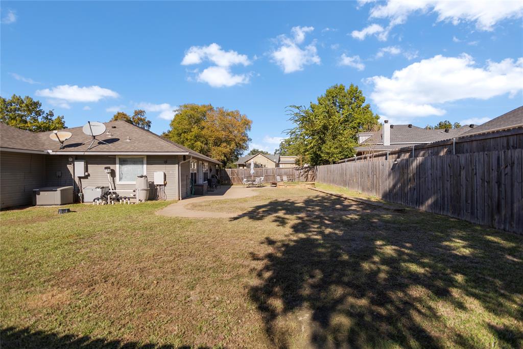 15573 Lakeside Drive, Bullard, TX 75757 15573 Lakeside Drive, Bullard, TX 75757
