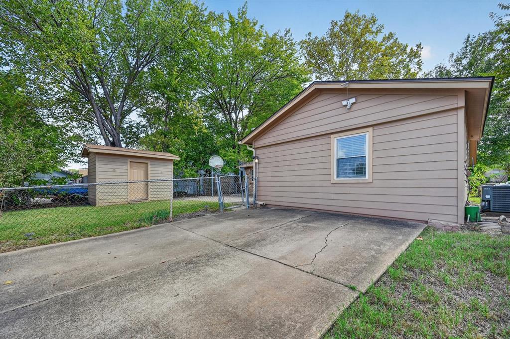 3717 18th Street, Plano, TX 75074