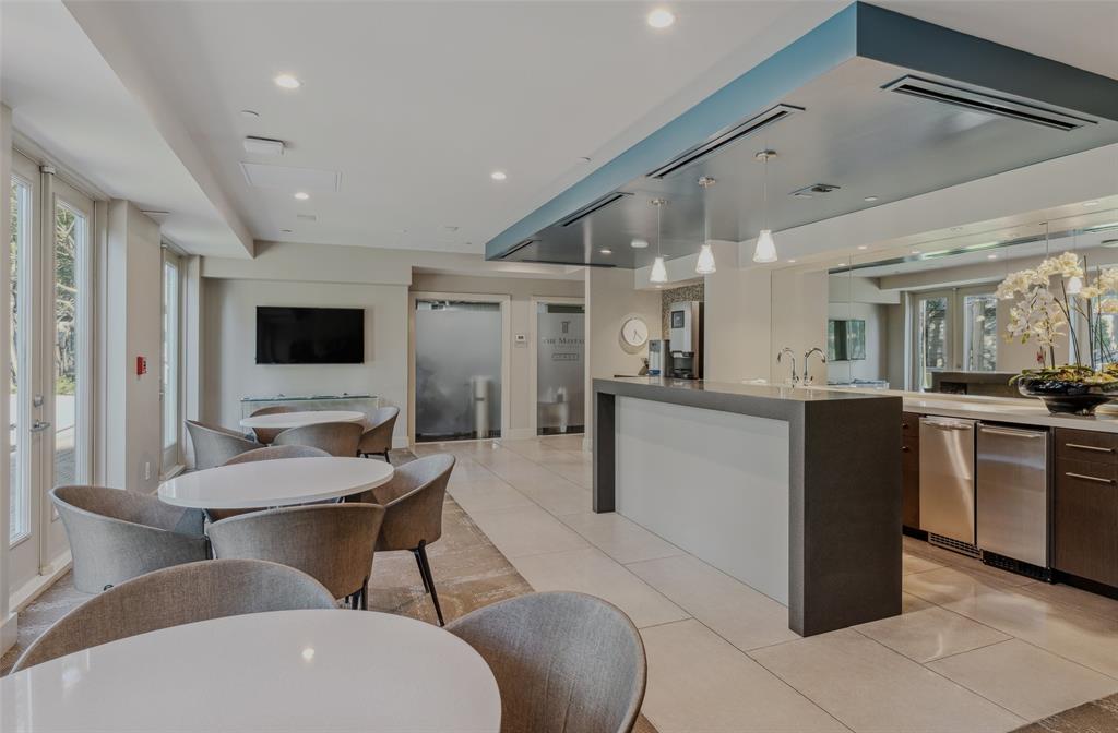 3401 Lee Parkway, #1008, Dallas, TX 75219