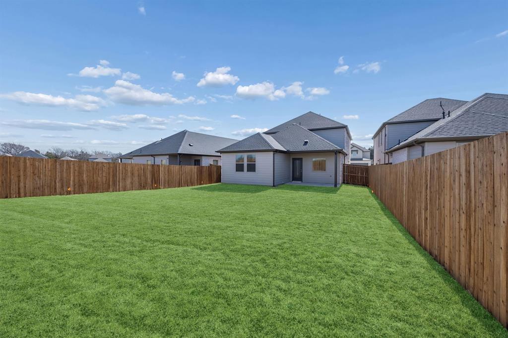 Covered Patio in the Oak II home plan – REPRESENTATIVE PHOTO