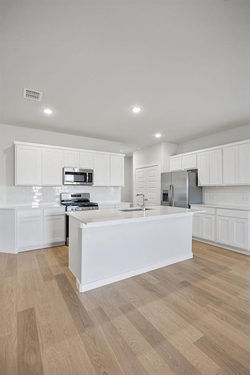 Kitchen in the Oak II home plan – REPRESENTATIVE PHOTO