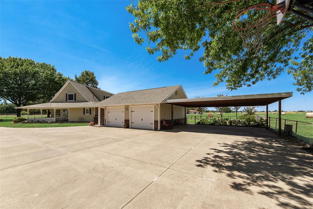 2411 W Fm 813, Palmer, TX 75152