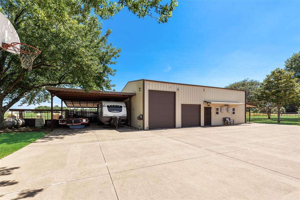 2411 W Fm 813, Palmer, TX 75152