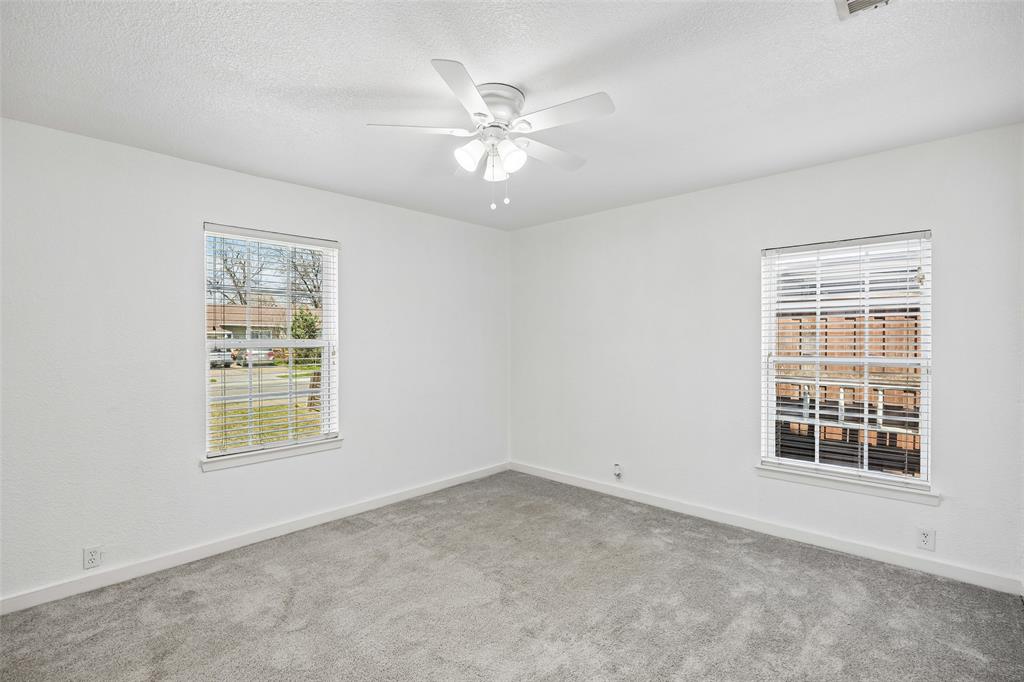 Front facing guest bedroom.