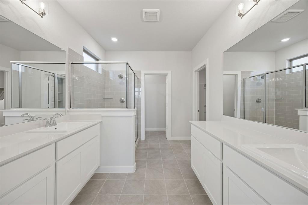 Primary Bathroom in the Wimbledon home plan – REPRESENTATIVE PHOTO