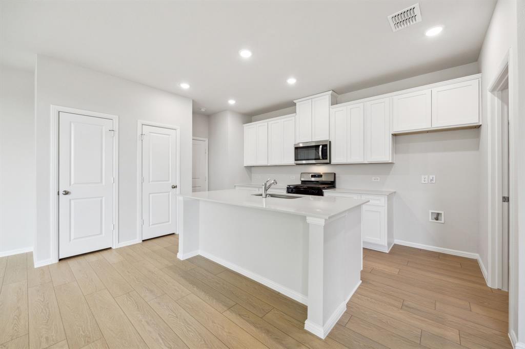 1510 Vermillion Street, Forney, TX 75126 1510 Vermillion Street, Forney, TX 75126