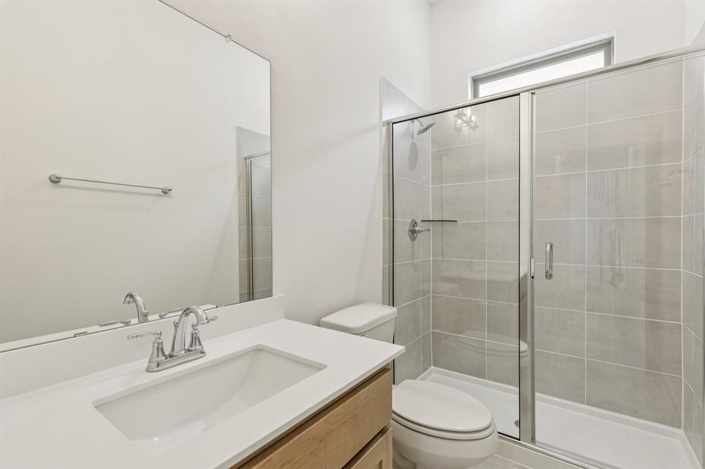 Bathroom in the Da Vinci II home plan – REPRESENTATIVE PHOTO