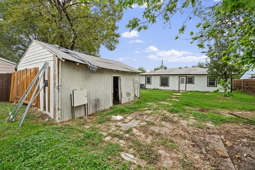 622 Shawnee Trace, Grand Prairie, TX 75051