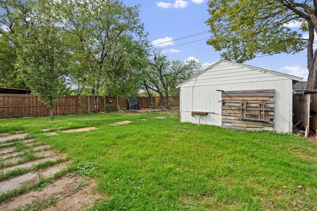 622 Shawnee Trace, Grand Prairie, TX 75051