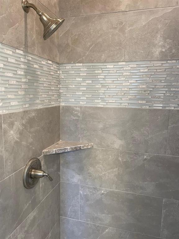 3314 Windcrest Drive, Granbury, TX 76049 3314 Windcrest Drive, Granbury, TX 76049