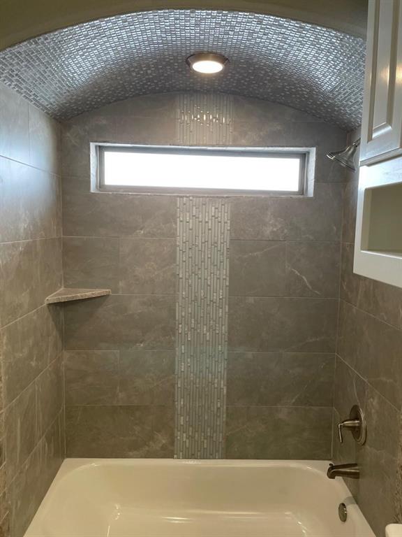 3314 Windcrest Drive, Granbury, TX 76049 3314 Windcrest Drive, Granbury, TX 76049