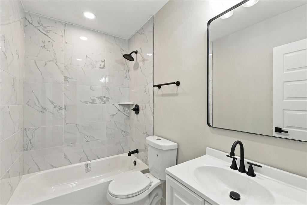 4938 Bartlett Avenue, Dallas, TX 75216 4938 Bartlett Avenue, Dallas, TX 75216