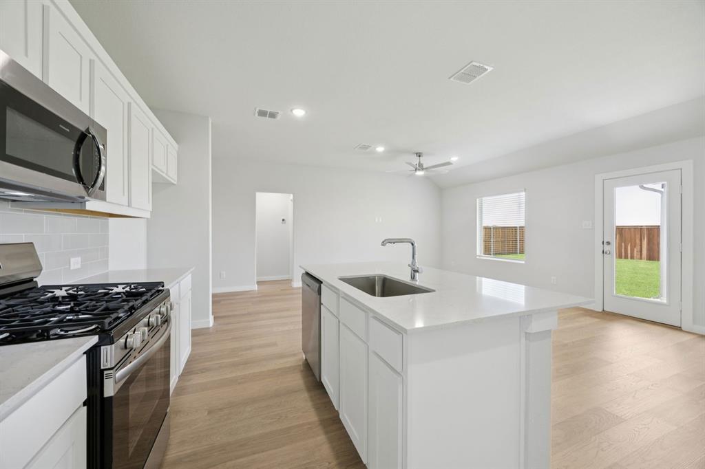 Kitchen in the Hadley home plan – REPRESENTATIVE PHOTO Kitchen in the Hadley home plan – REPRESENTATIVE PHOTO