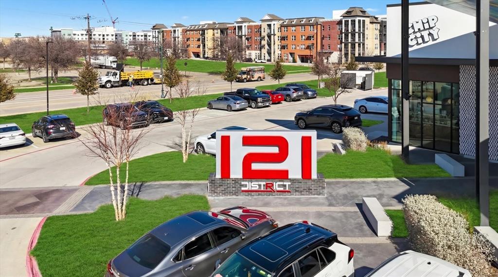 Discover District 121, Craig Ranch's exciting dining and entertaining destination! Enjoy fantastic restaurants, outdoor gathering spaces, and a vibrant social scene just minutes from home!