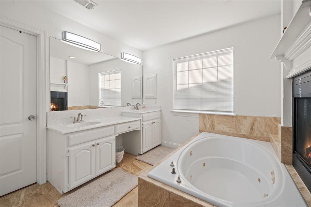 1081 Leisure Lane, Irving, TX 75063