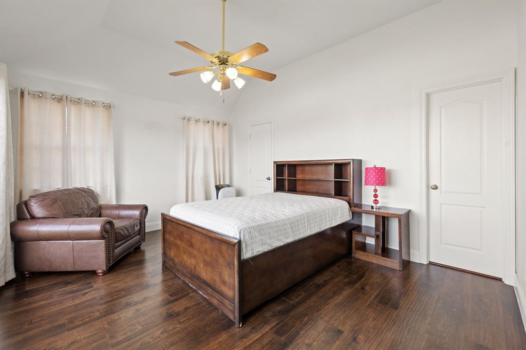 1081 Leisure Lane, Irving, TX 75063