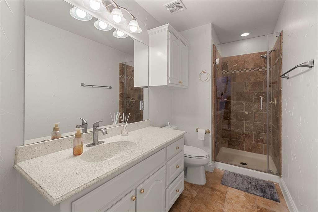 1081 Leisure Lane, Irving, TX 75063