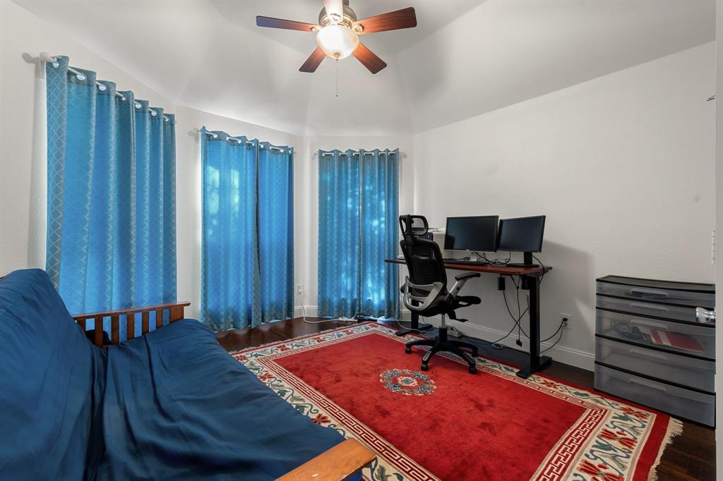 1081 Leisure Lane, Irving, TX 75063