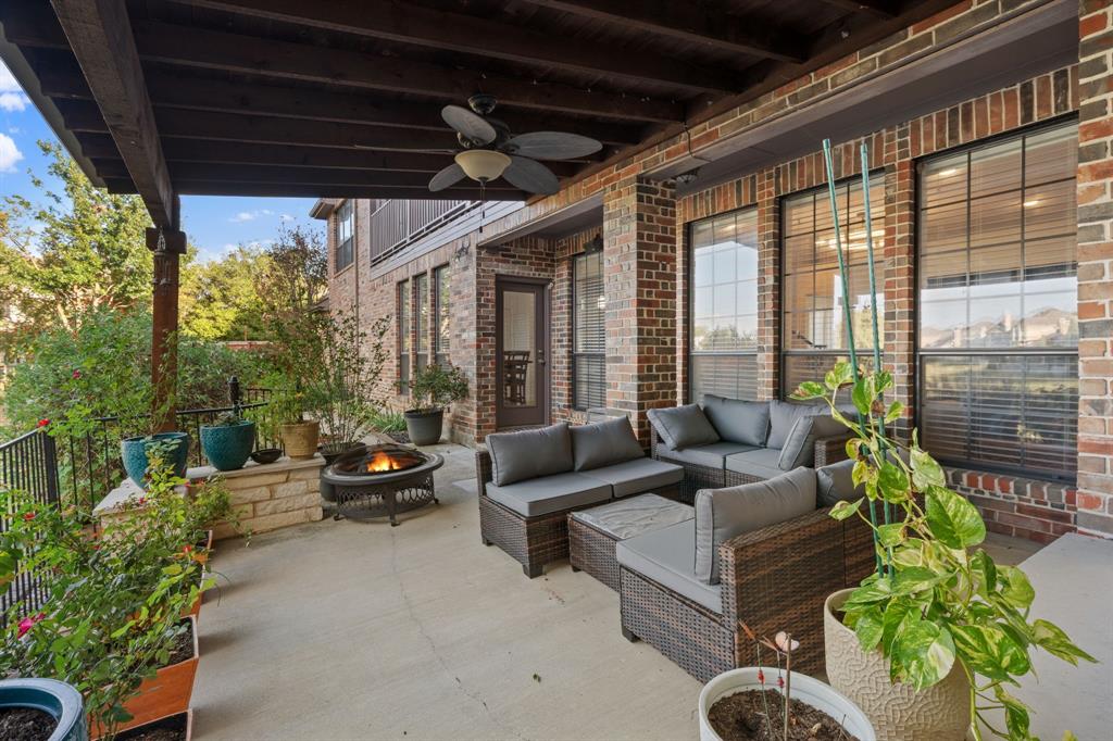 1081 Leisure Lane, Irving, TX 75063