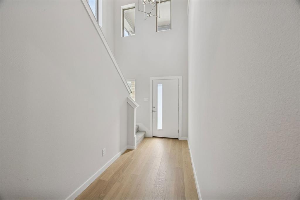 Entryway in the Oak II home plan – REPRESENTATIVE PHOTO