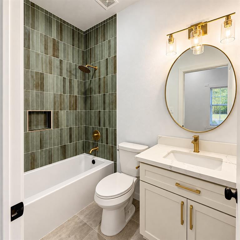 808 Oakhurst Street, #2, Houston, TX 77023