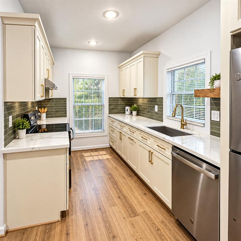 808 Oakhurst Street, #2, Houston, TX 77023