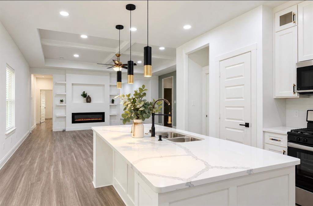 504 W 9th Street, Kemp, TX 75143