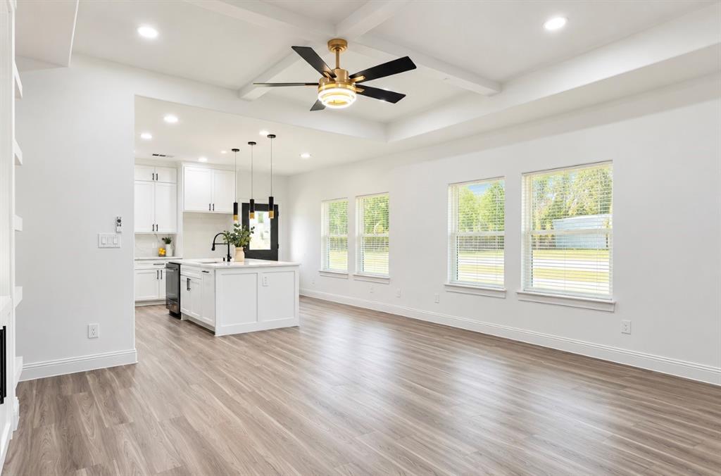 504 W 9th Street, Kemp, TX 75143