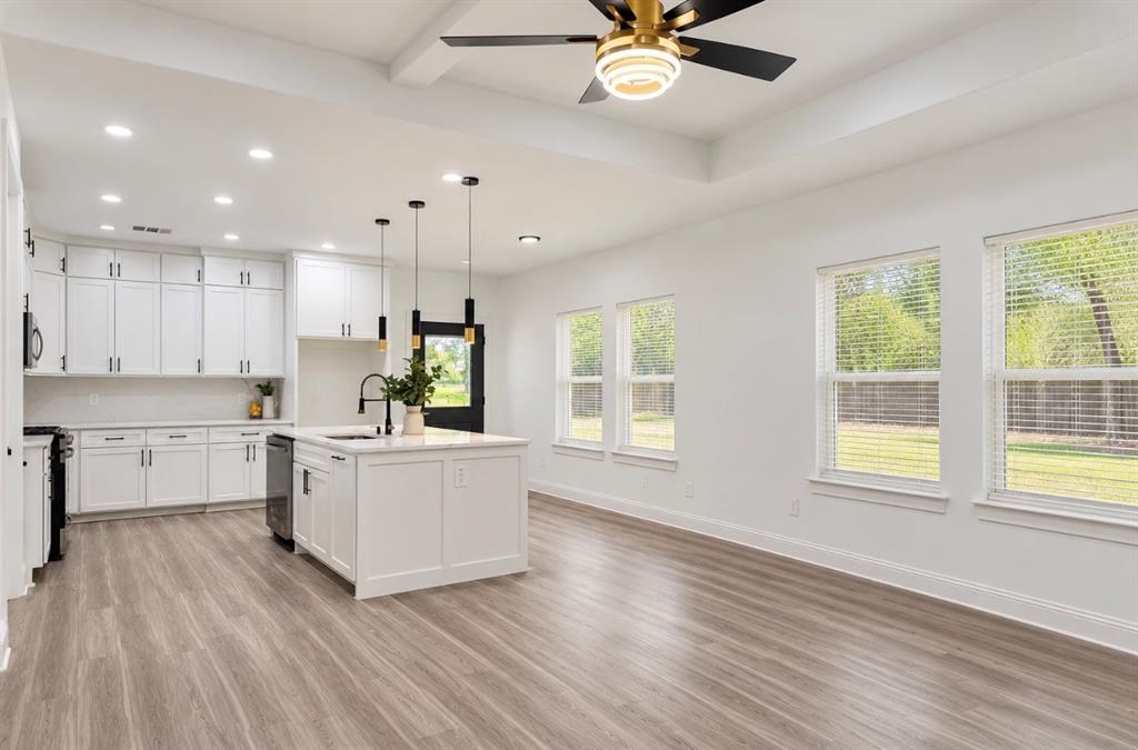 504 W 9th Street, Kemp, TX 75143