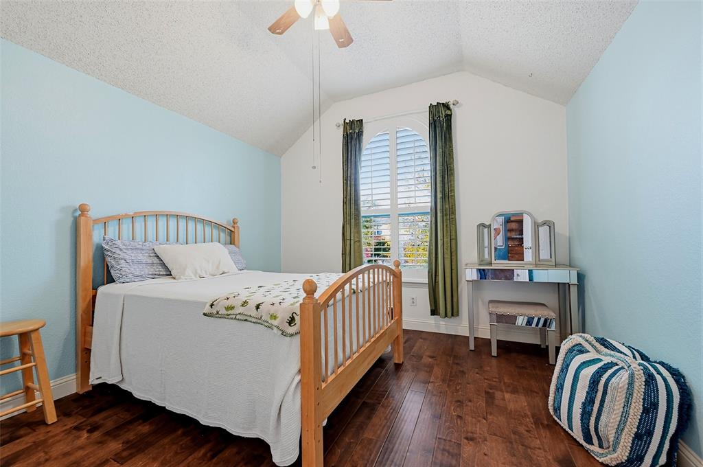 Upstairs bedroom