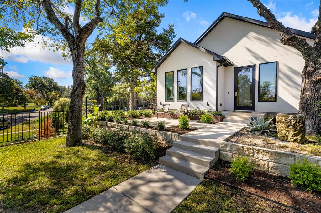 1211 Woodlawn Avenue, Dallas, TX 75208 1211 Woodlawn Avenue, Dallas, TX 75208