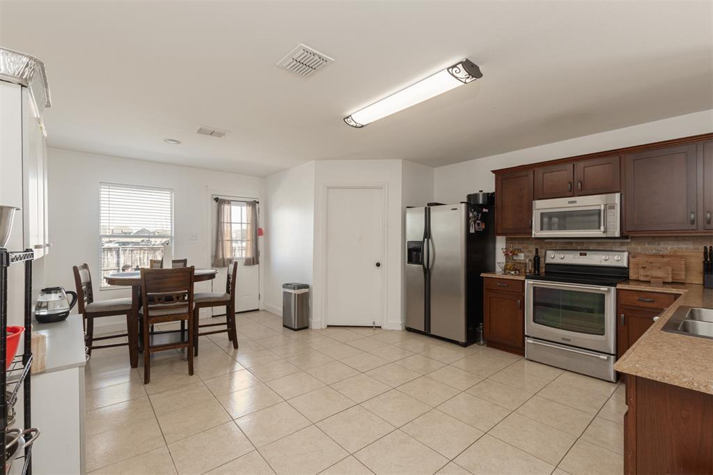 2704 Spencer Circle, Royse City, TX 75189