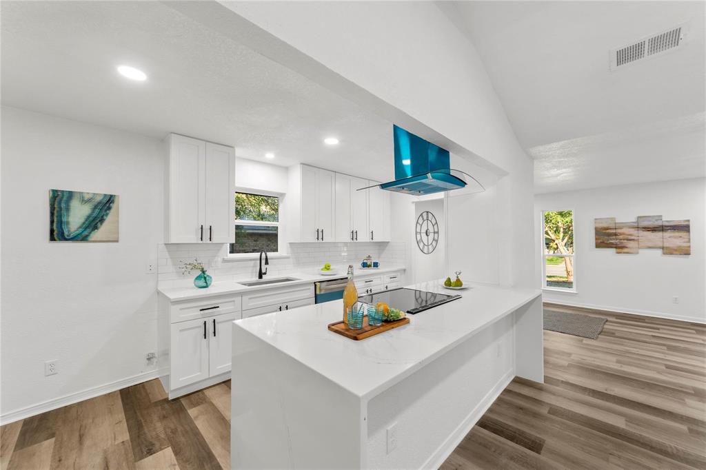 2405 Roundrock Trail, Plano, TX 75075