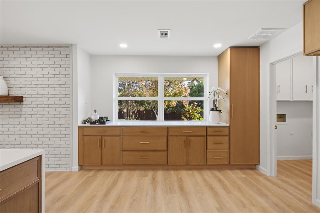 7733 Indian Springs Road, Dallas, TX 75248