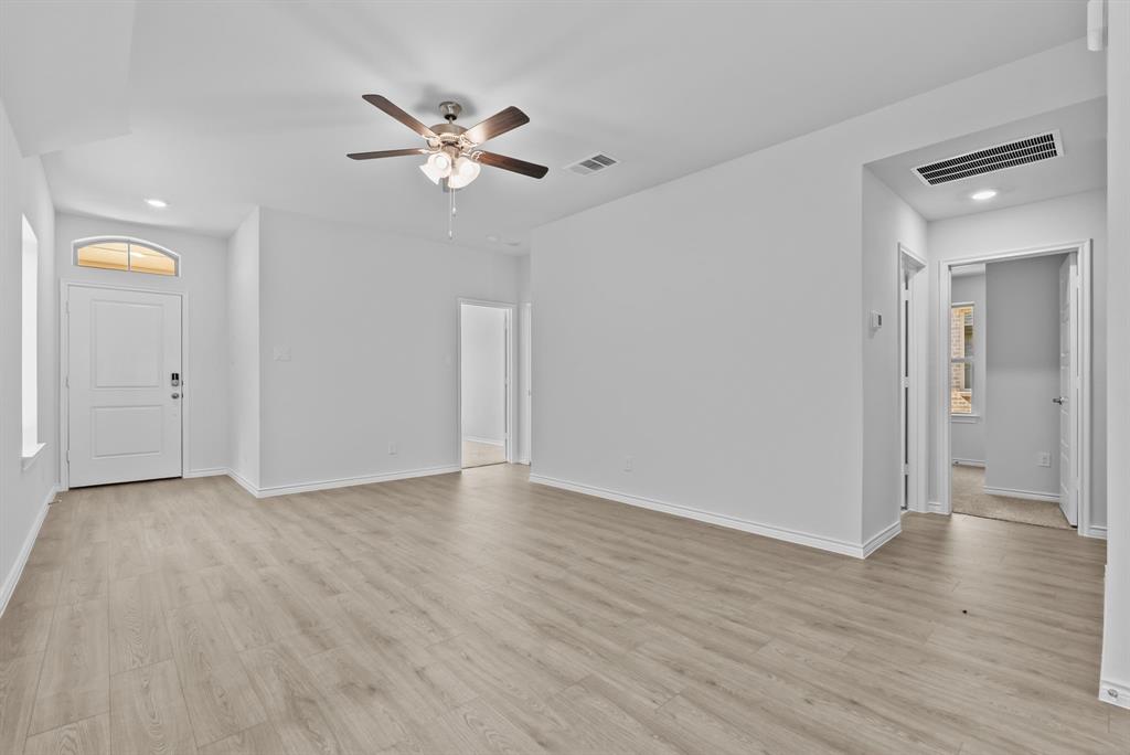 2537 Pikes Peak Way, Celina, TX 75009 2537 Pikes Peak Way, Celina, TX 75009