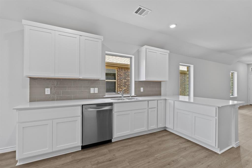 2537 Pikes Peak Way, Celina, TX 75009