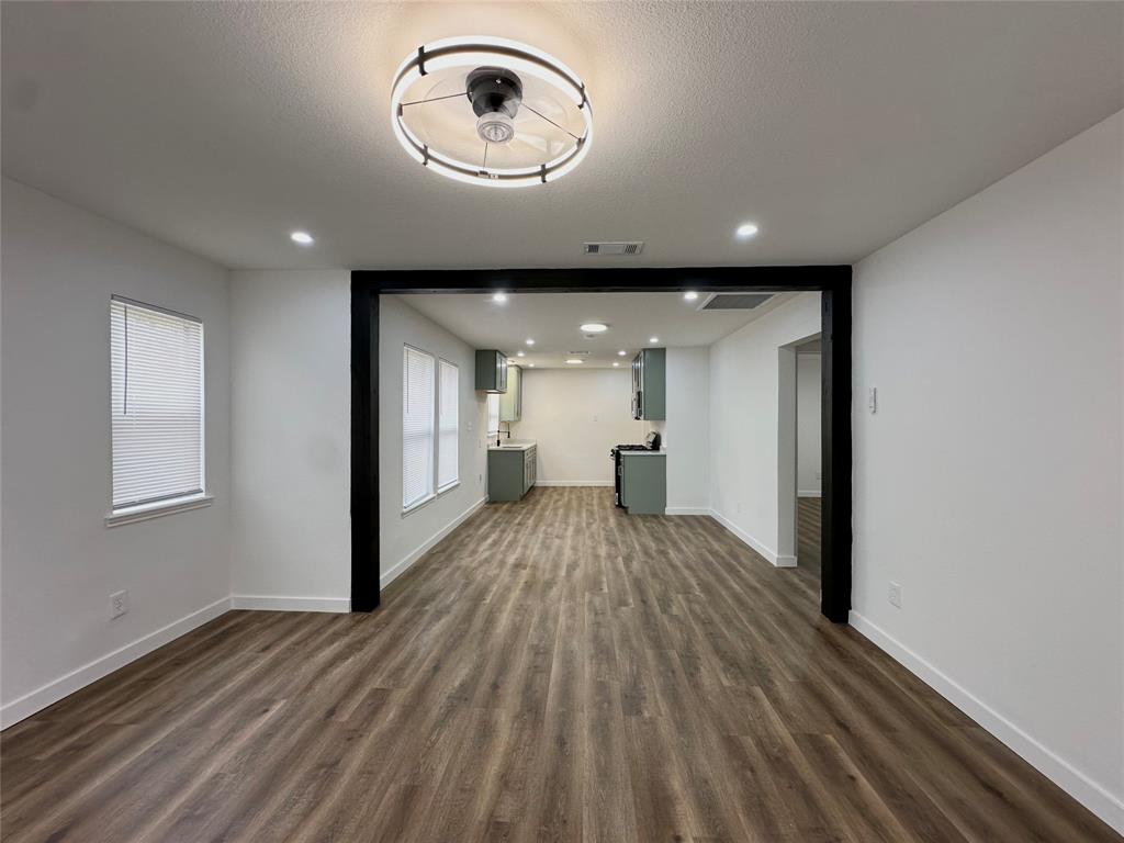 2243 Garden Drive, Dallas, TX 75215