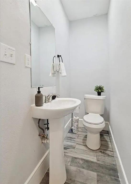 702 N Edgefield Avenue, Dallas, TX 75208