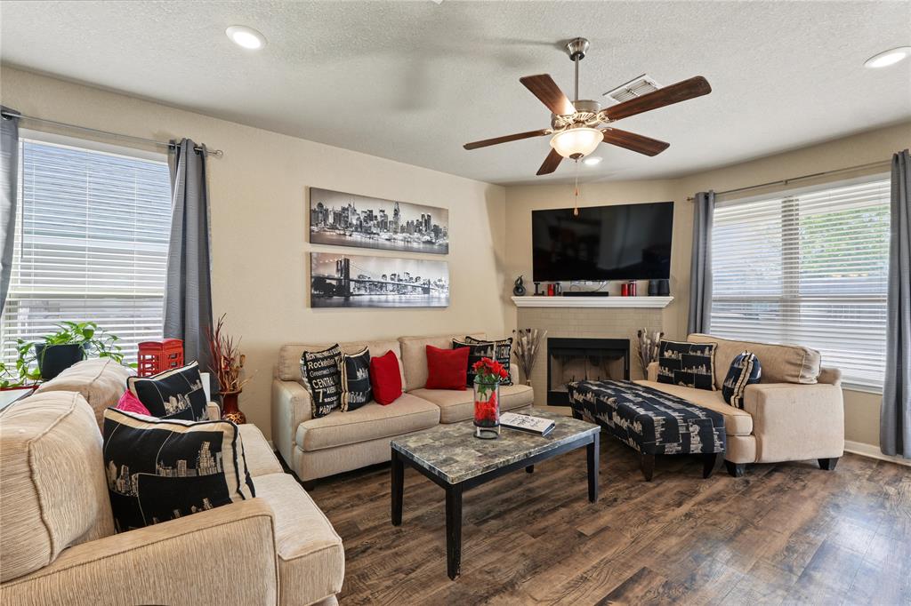 10620 Langham Drive, Waco, TX 76708 10620 Langham Drive, Waco, TX 76708
