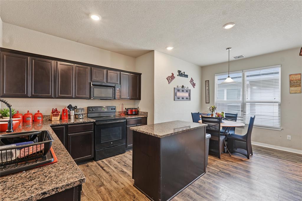 10620 Langham Drive, Waco, TX 76708 10620 Langham Drive, Waco, TX 76708