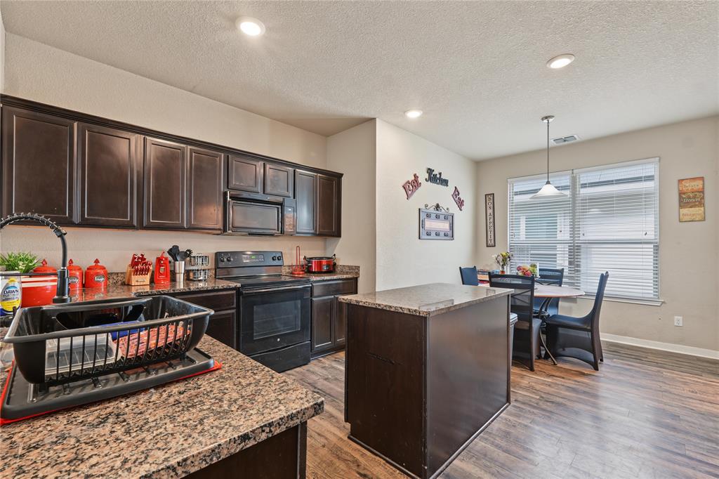 10620 Langham Drive, Waco, TX 76708 10620 Langham Drive, Waco, TX 76708