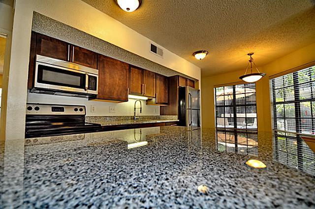 6910 Skillman Street, #1020, Dallas, TX 75231