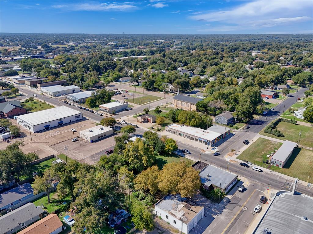 815 Elm Avenue, Waco, TX 76704