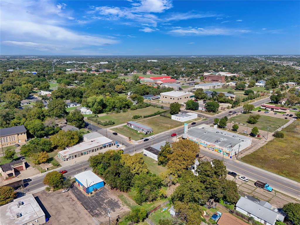 815 Elm Avenue, Waco, TX 76704