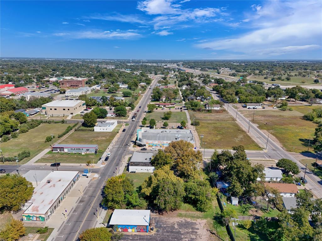 815 Elm Avenue, Waco, TX 76704