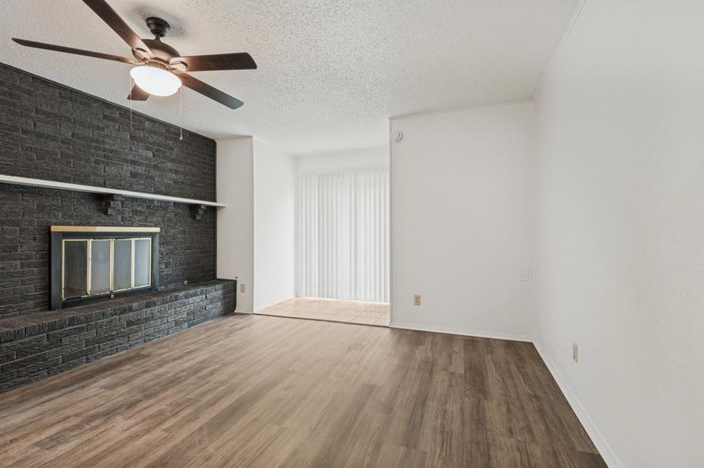 223 Brownwood Court, #225, Irving, TX 75060