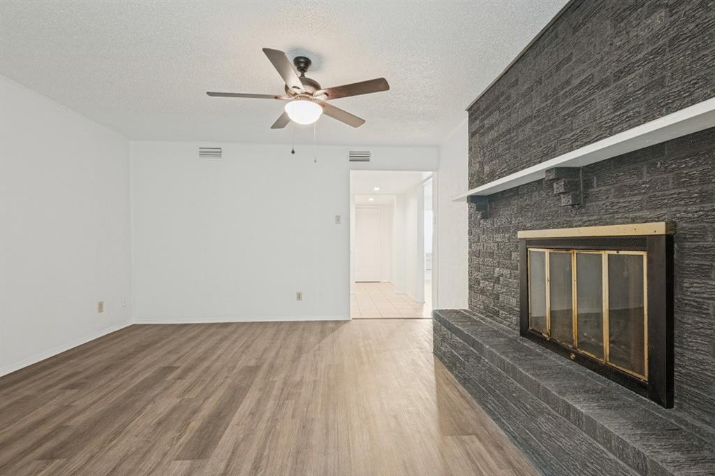 223 Brownwood Court, #225, Irving, TX 75060