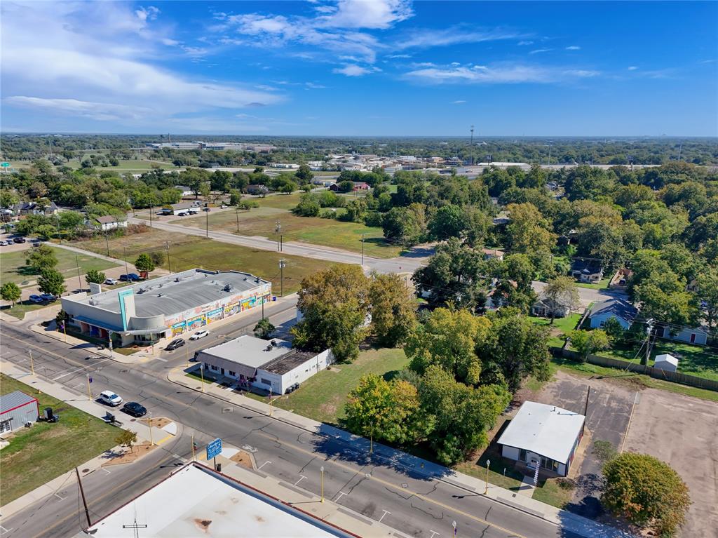 815 Elm Avenue, Waco, TX 76704